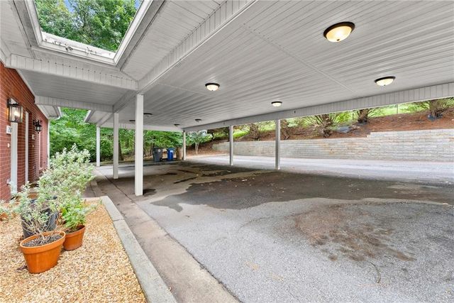 2507 Terrace NW View, Gainesville, GA 30501