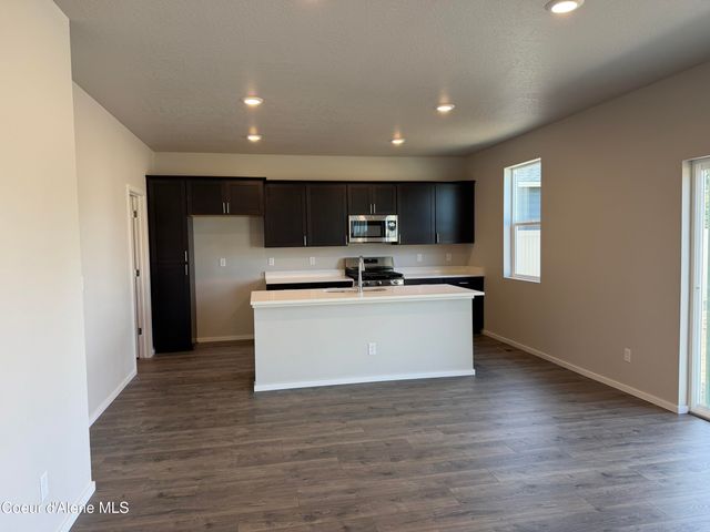 4859 W Homeward Bound Blvd, Coeur D'alene, ID 83815