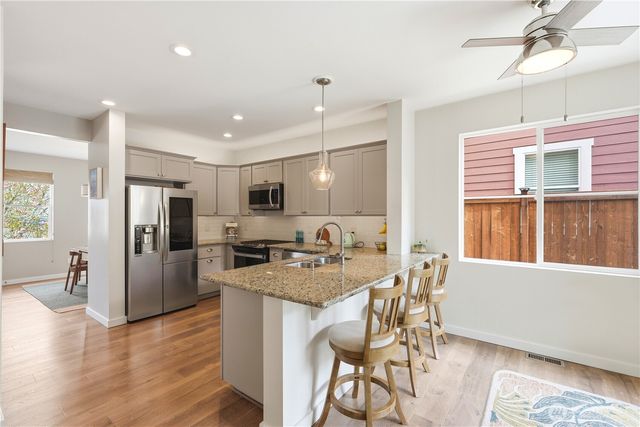 2773 NE Magnolia Street, Issaquah, WA 98029