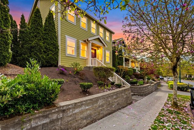 2773 NE Magnolia Street, Issaquah, WA 98029