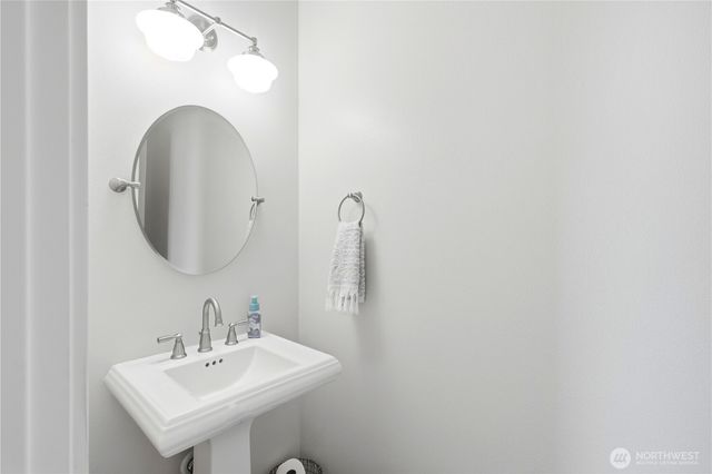 2773 NE Magnolia Street, Issaquah, WA 98029
