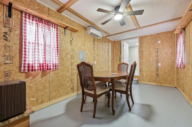 12471 SW TUSTENUGGEE AVENUE, Fort White, FL 32038