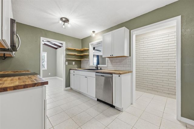 12471 SW TUSTENUGGEE AVENUE, Fort White, FL 32038