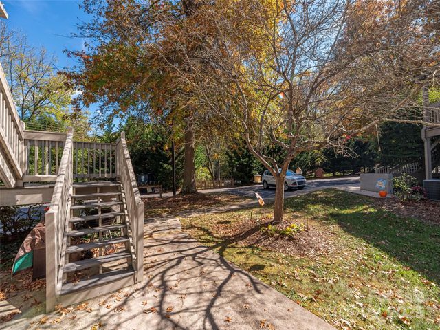 187 Tri Vista Drive, Lake Junaluska, NC 28745