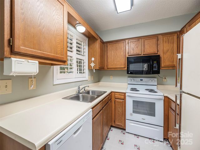 187 Tri Vista Drive, Lake Junaluska, NC 28745