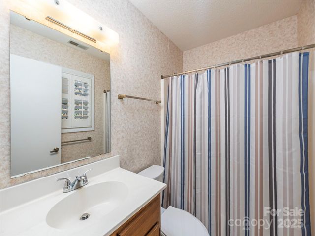 187 Tri Vista Drive, Lake Junaluska, NC 28745