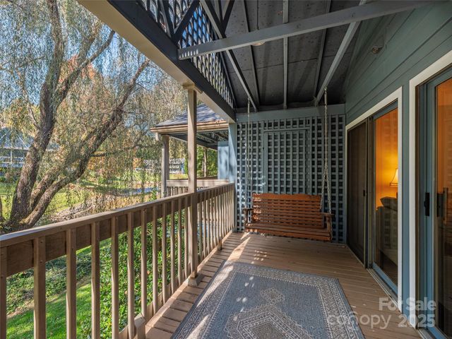 187 Tri Vista Drive, Lake Junaluska, NC 28745