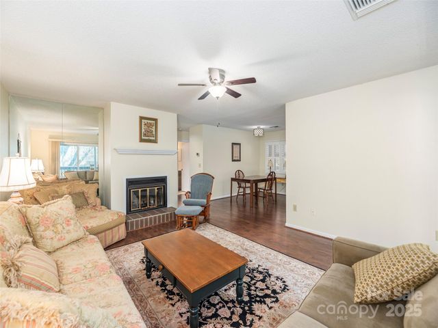 187 Tri Vista Drive, Lake Junaluska, NC 28745