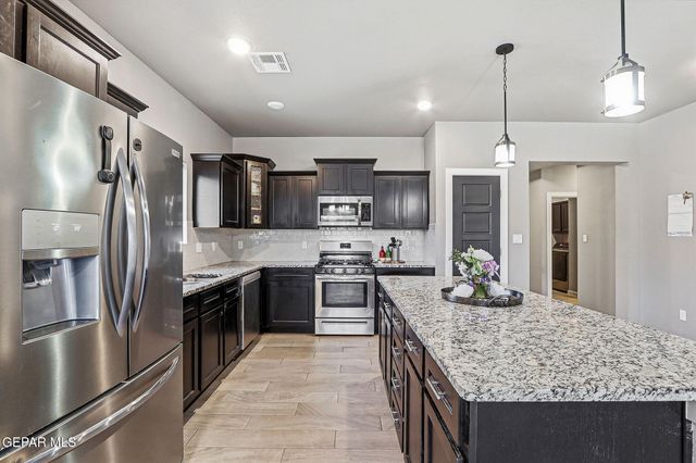 10155 Hueco Junction Junction, Socorro, TX 79927