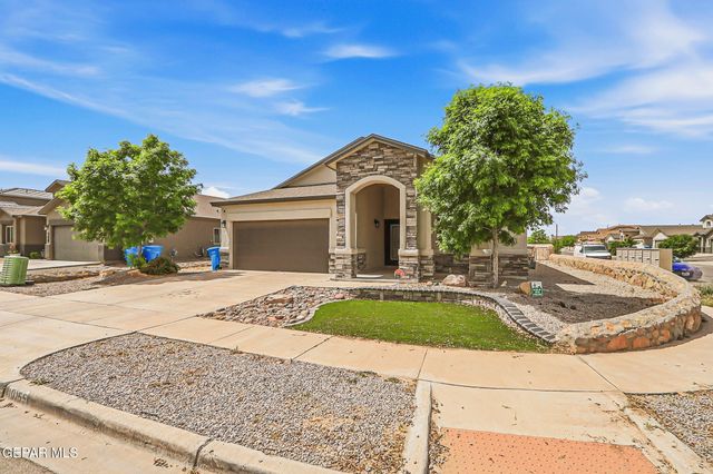 10155 Hueco Junction Junction, Socorro, TX 79927