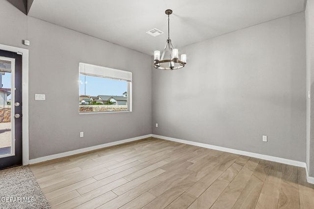 10155 Hueco Junction Junction, Socorro, TX 79927