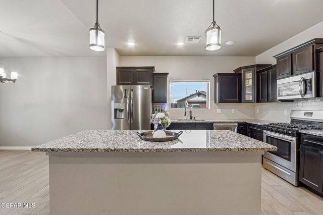 10155 Hueco Junction Junction, Socorro, TX 79927