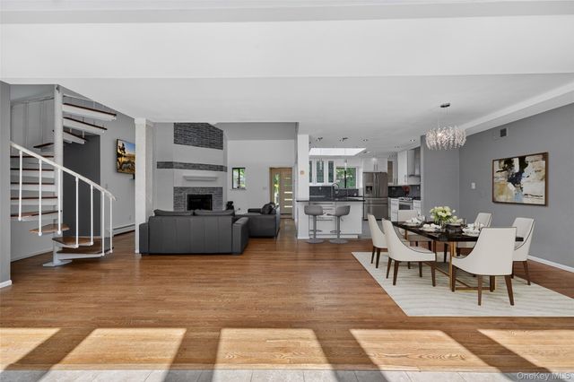 194 S Mountain Road, New City, NY 10956