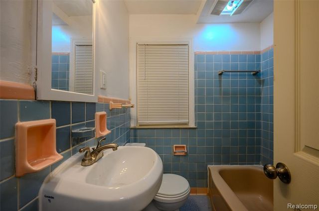 14720 E State Fair Street, Detroit, MI 48205