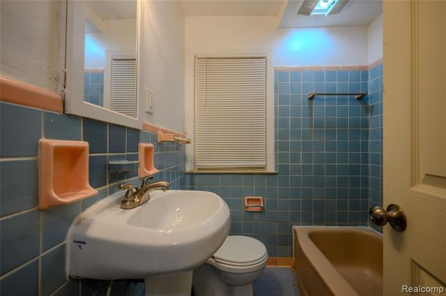 14720 E State Fair Street, Detroit, MI 48205