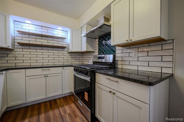 14720 E State Fair Street, Detroit, MI 48205