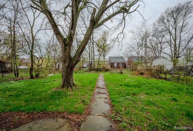 14720 E State Fair Street, Detroit, MI 48205