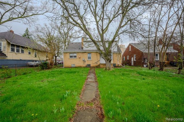 14720 E State Fair Street, Detroit, MI 48205