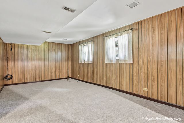 2208 Algonquin Road, Fox River Grove, IL 60021