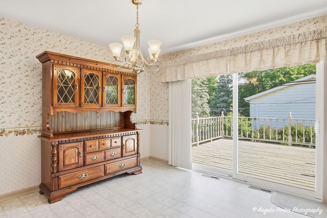 2208 Algonquin Road, Fox River Grove, IL 60021