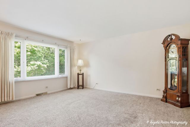 2208 Algonquin Road, Fox River Grove, IL 60021