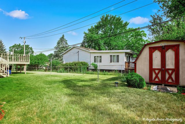 2208 Algonquin Road, Fox River Grove, IL 60021