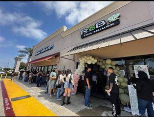 16065 Goldenwest Street, Huntington Beach, CA 92647