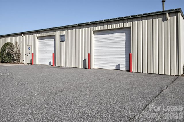 2 Trident Drive Unit 200 & 300, Arden, NC 28704