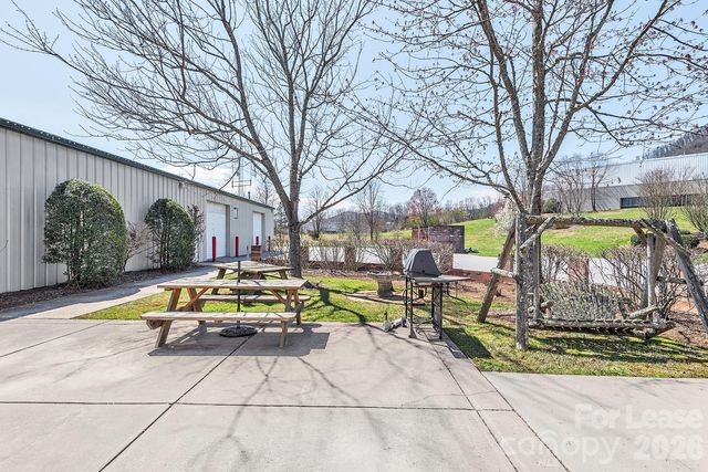 2 Trident Drive Unit 200 & 300, Arden, NC 28704