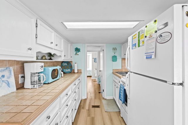 6001 - 1121 S Kings Hwy., Myrtle Beach, SC 29575