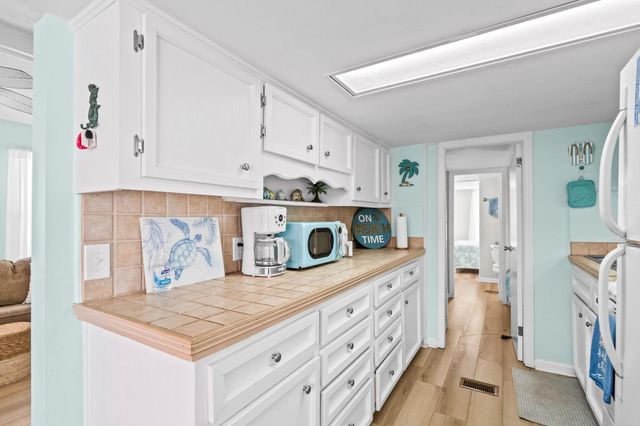 6001 - 1121 S Kings Hwy., Myrtle Beach, SC 29575