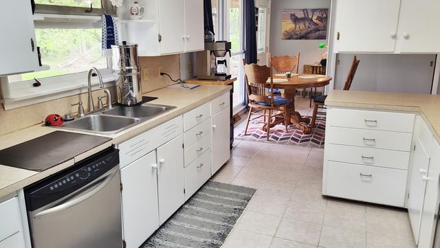 5034 W 48th Street, Fremont, MI 49412