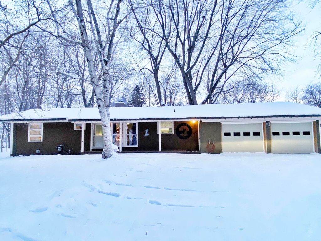 5034 W 48th Street, Fremont, MI 49412