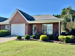 2511 Keeneland Drive, Maryville, TN 37803