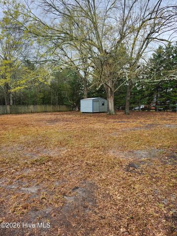 203 6th Street, Aberdeen, NC 28315