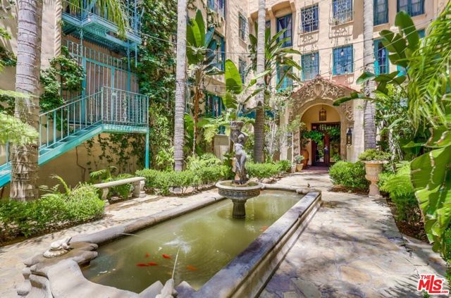 642 S Bronson Avenue 207, Los Angeles, CA 90010