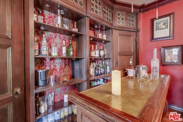 642 S Bronson Avenue 207, Los Angeles, CA 90010