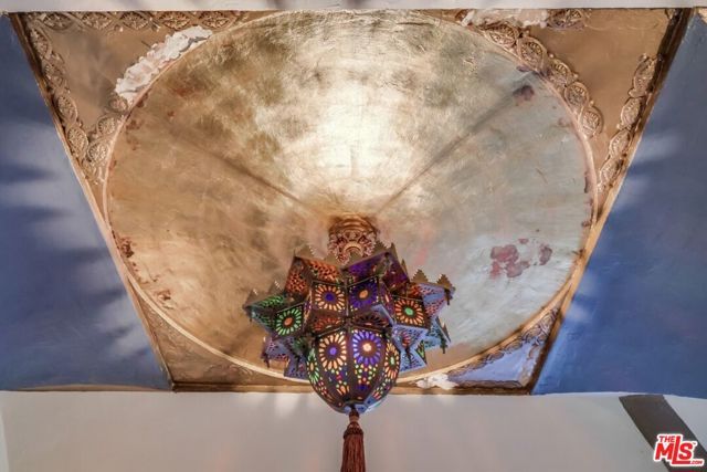 642 S Bronson Avenue 207, Los Angeles, CA 90010