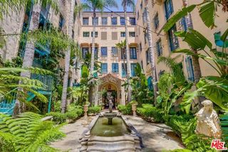 642 S Bronson Avenue 207, Los Angeles, CA 90010