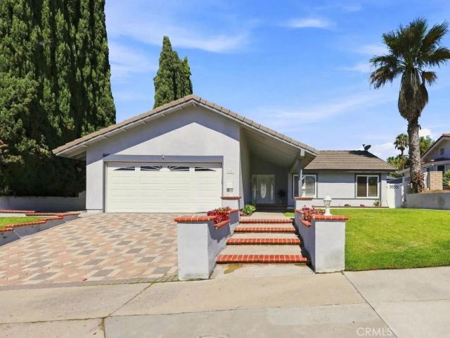 25321 Pike, Laguna Hills, CA 92653