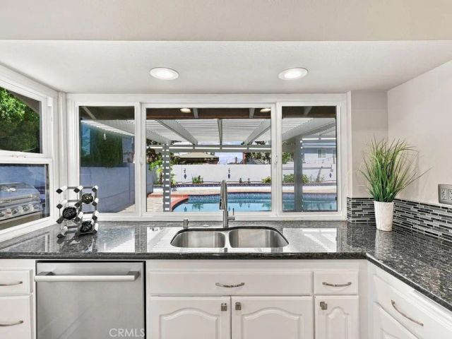 25321 Pike, Laguna Hills, CA 92653