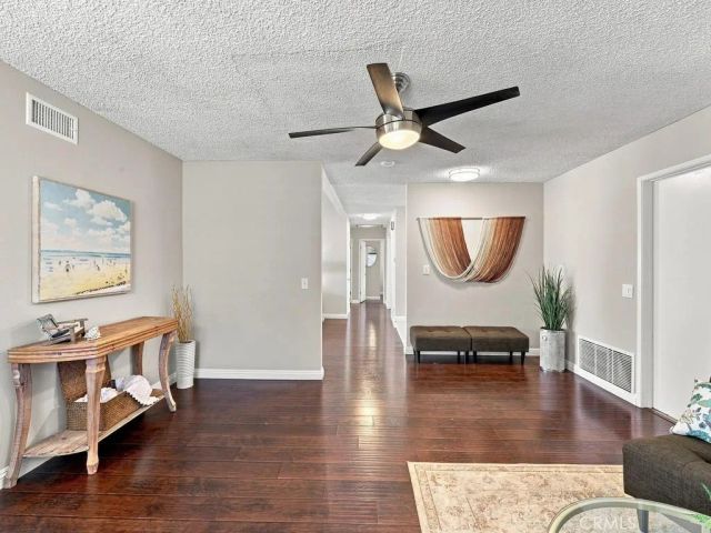 25321 Pike, Laguna Hills, CA 92653