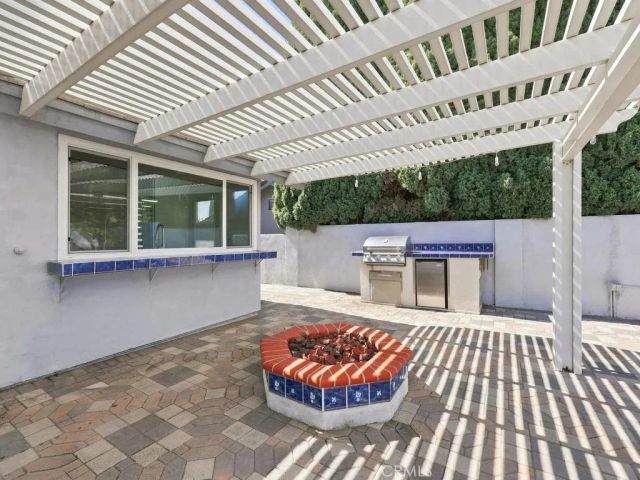25321 Pike, Laguna Hills, CA 92653