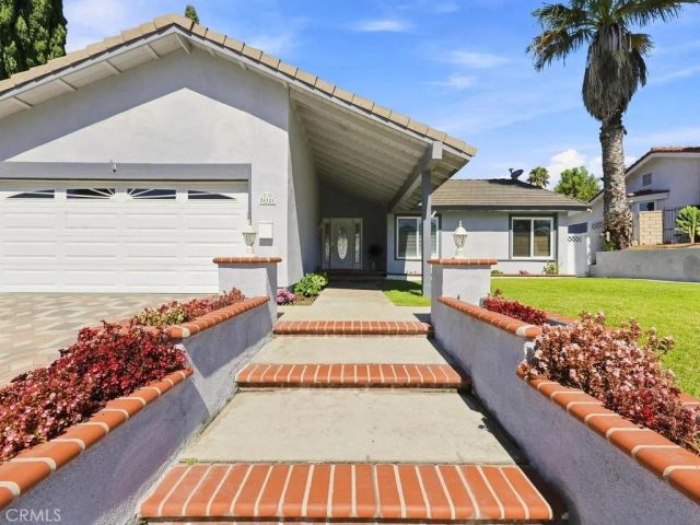 25321 Pike, Laguna Hills, CA 92653