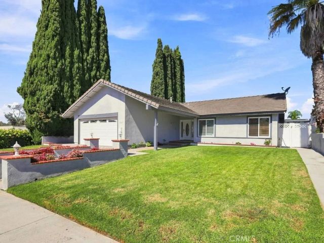 25321 Pike, Laguna Hills, CA 92653