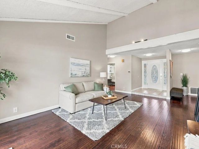 25321 Pike, Laguna Hills, CA 92653