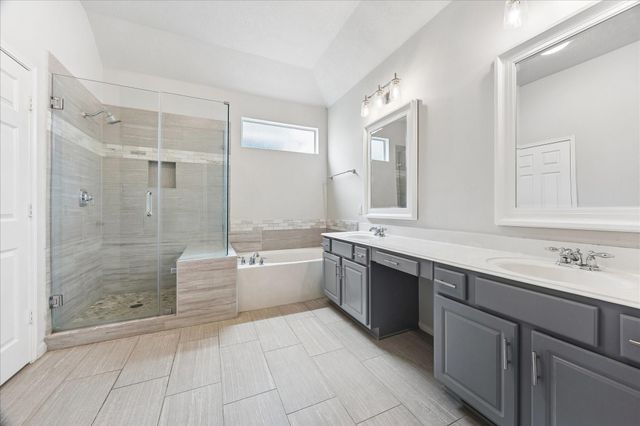 3328 Masters Point Drive, Houston, TX 77091