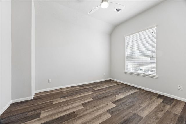 3328 Masters Point Drive, Houston, TX 77091