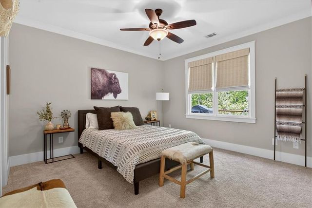 122 Brookfield Court SE, White, GA 30184