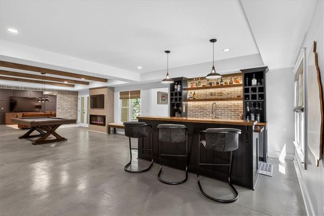 122 Brookfield Court SE, White, GA 30184